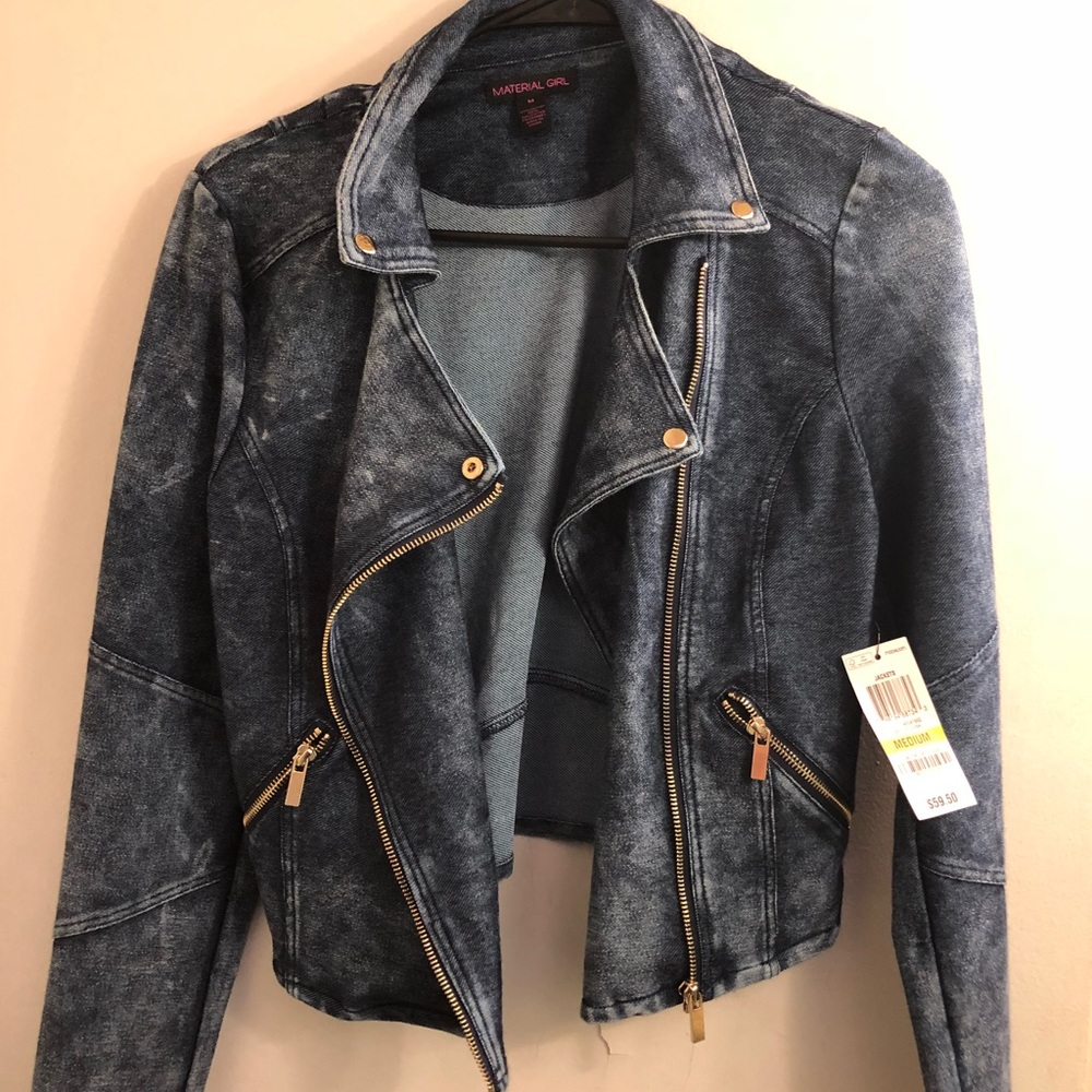 Jeans look blazer